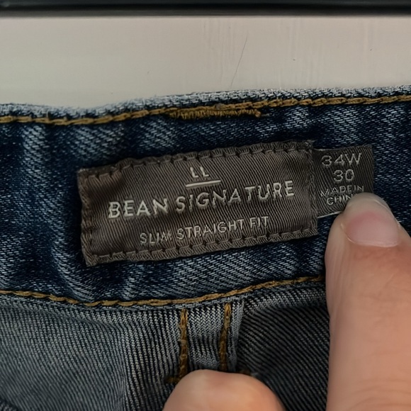 LL bean Signature Jeans 34x30 - Picture 3 of 4